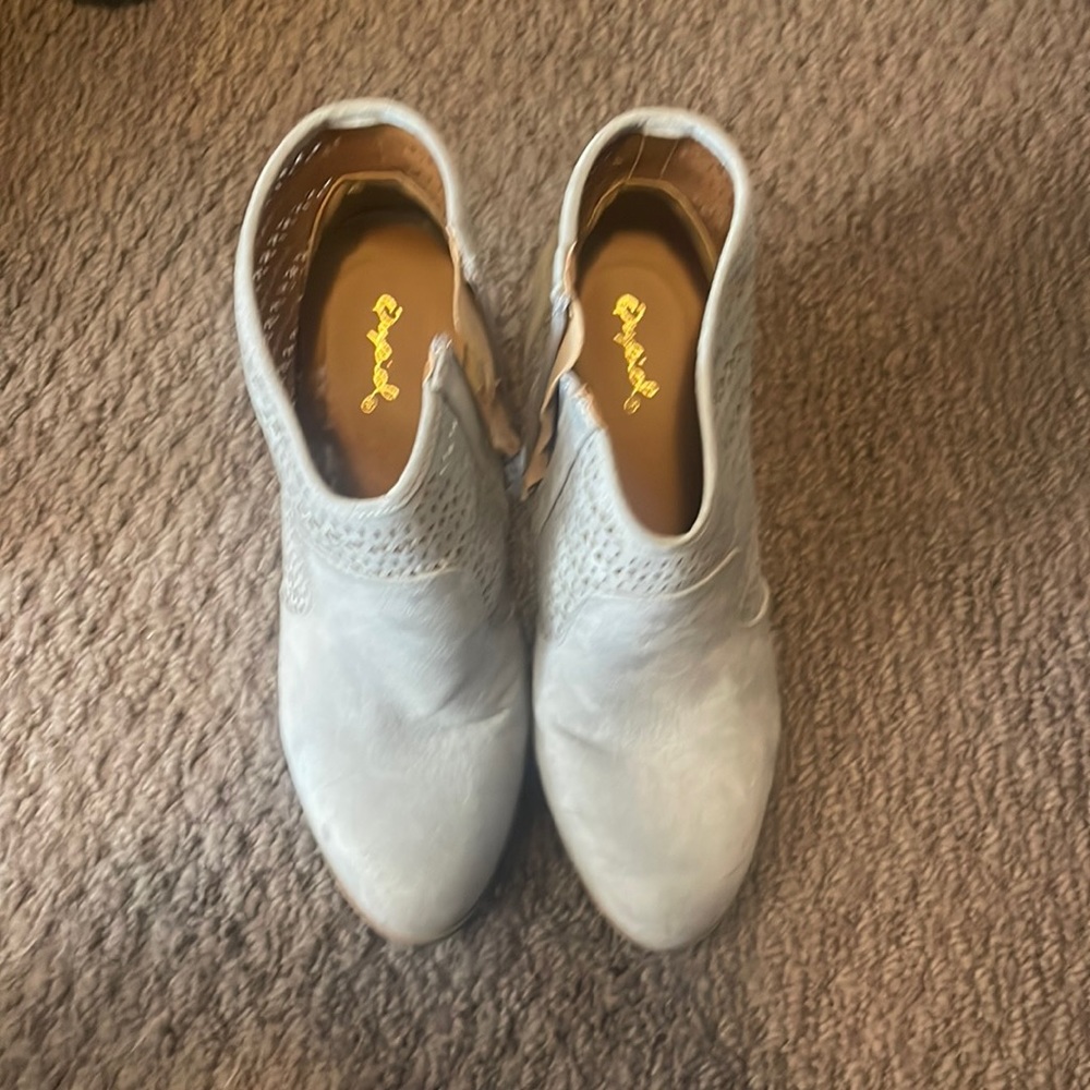 Cute grey booties with ~3” heel.